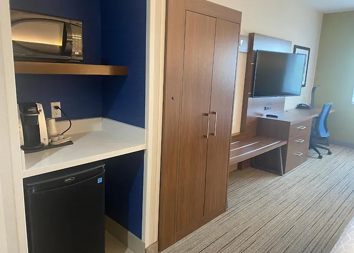 Holiday Inn Express & Suites Mountain View Silicon Valley By Ihg