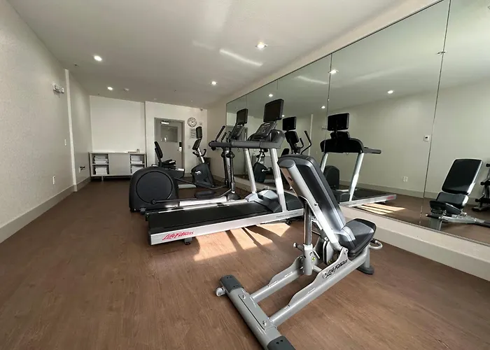 Holiday Inn Express & Suites Mountain View Silicon Valley By Ihg