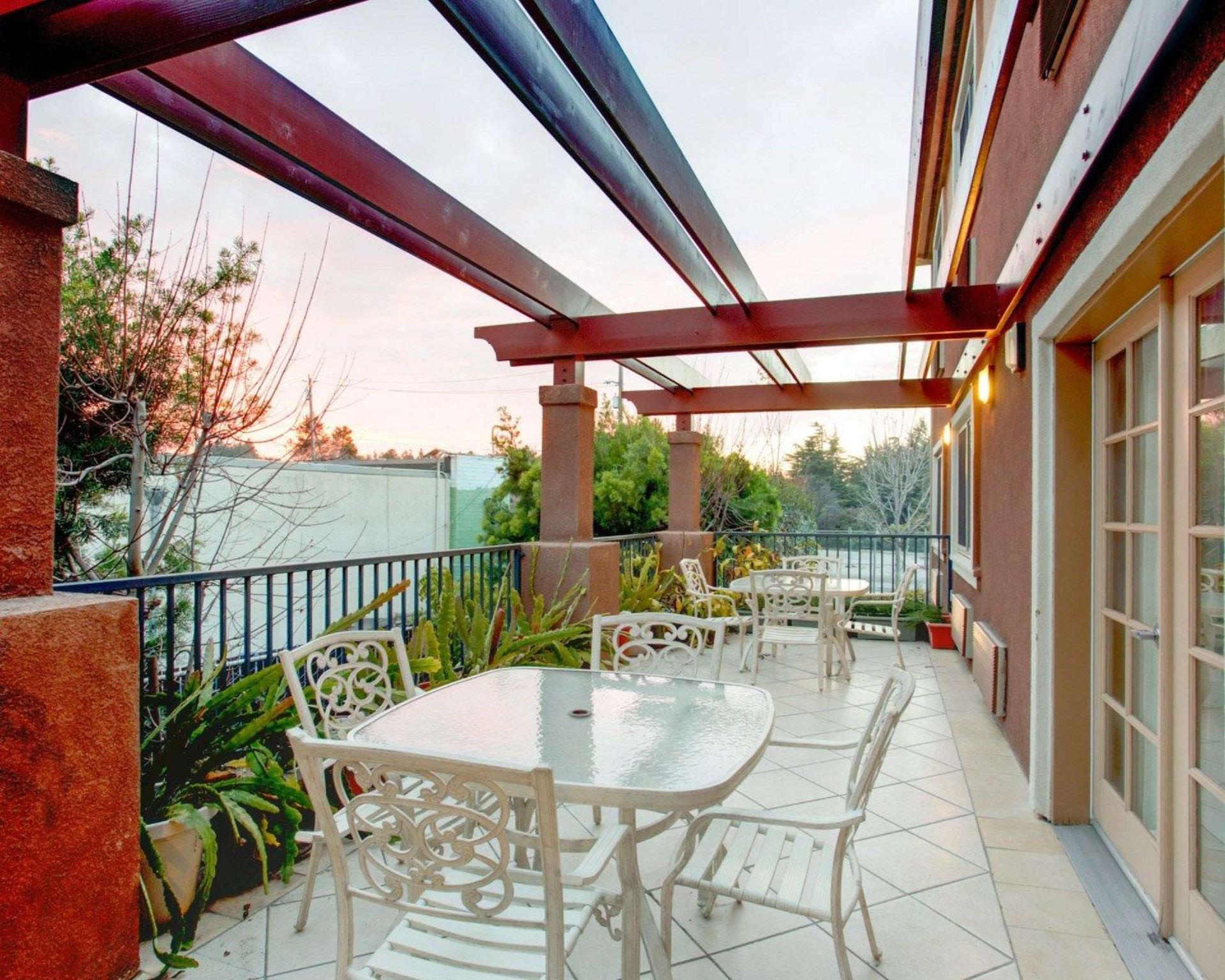 Hotel Express & Silicon Valley By Ihg 3*