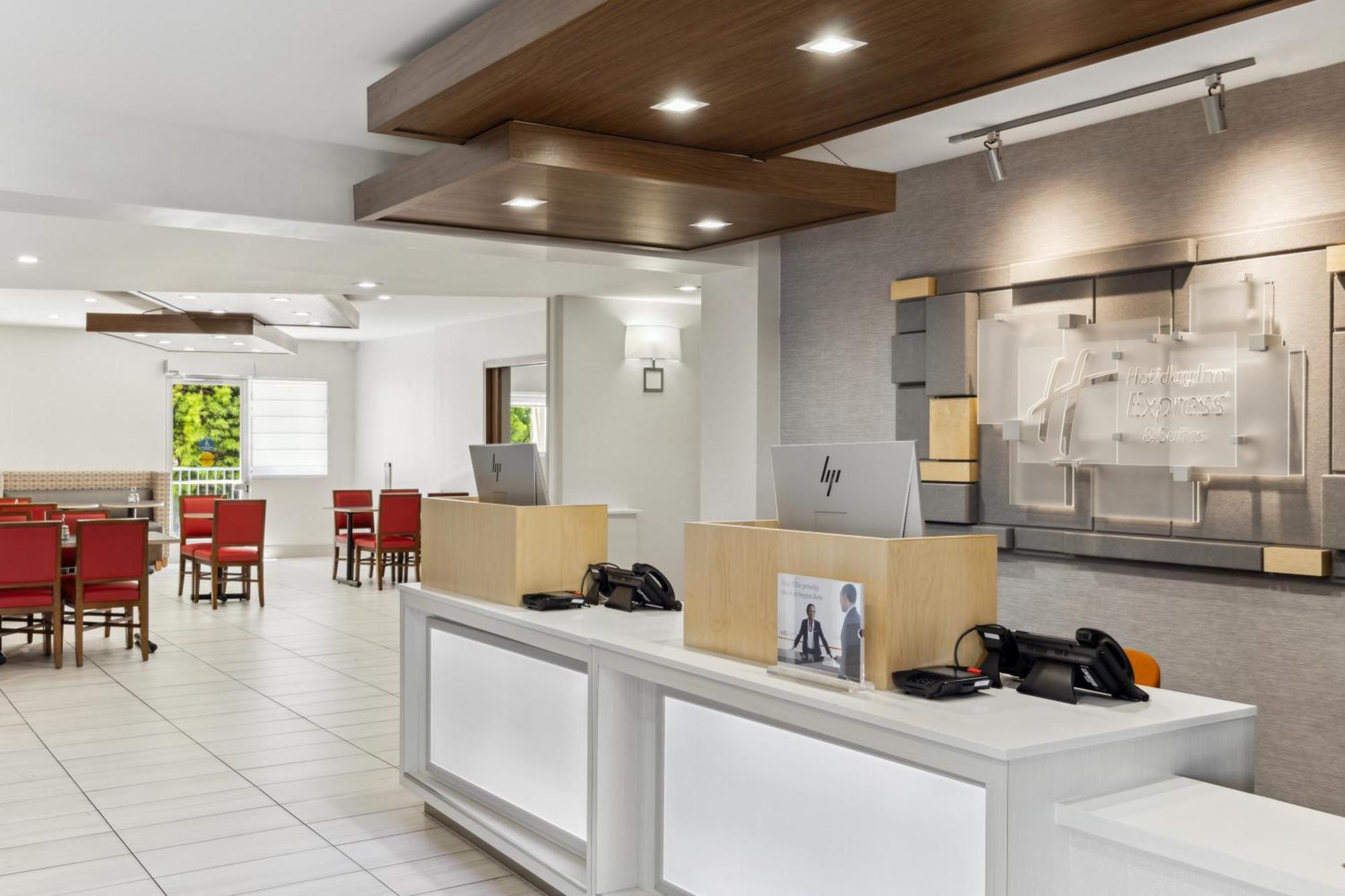 Express & Silicon Valley By Ihg Hotel 3*