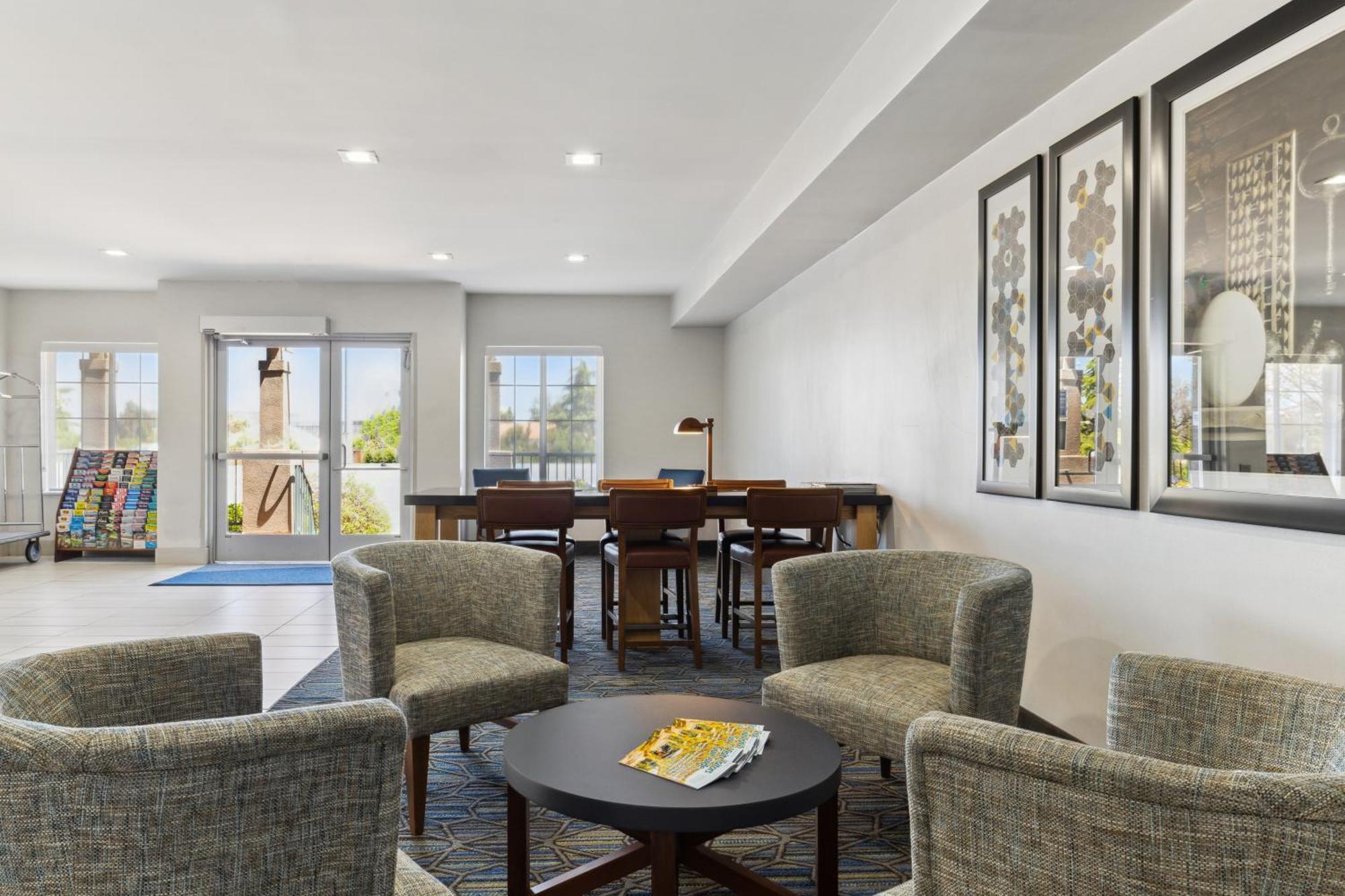 Express & Silicon Valley By Ihg Hotel Mountain View
