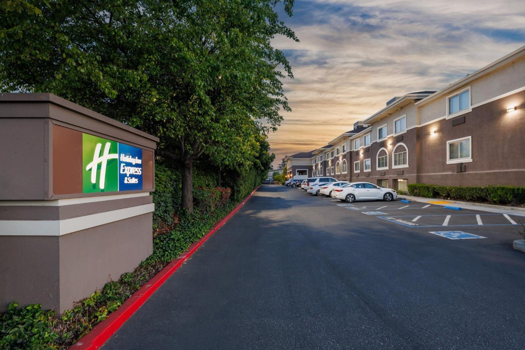 Express & Silicon Valley By Ihg Hotel