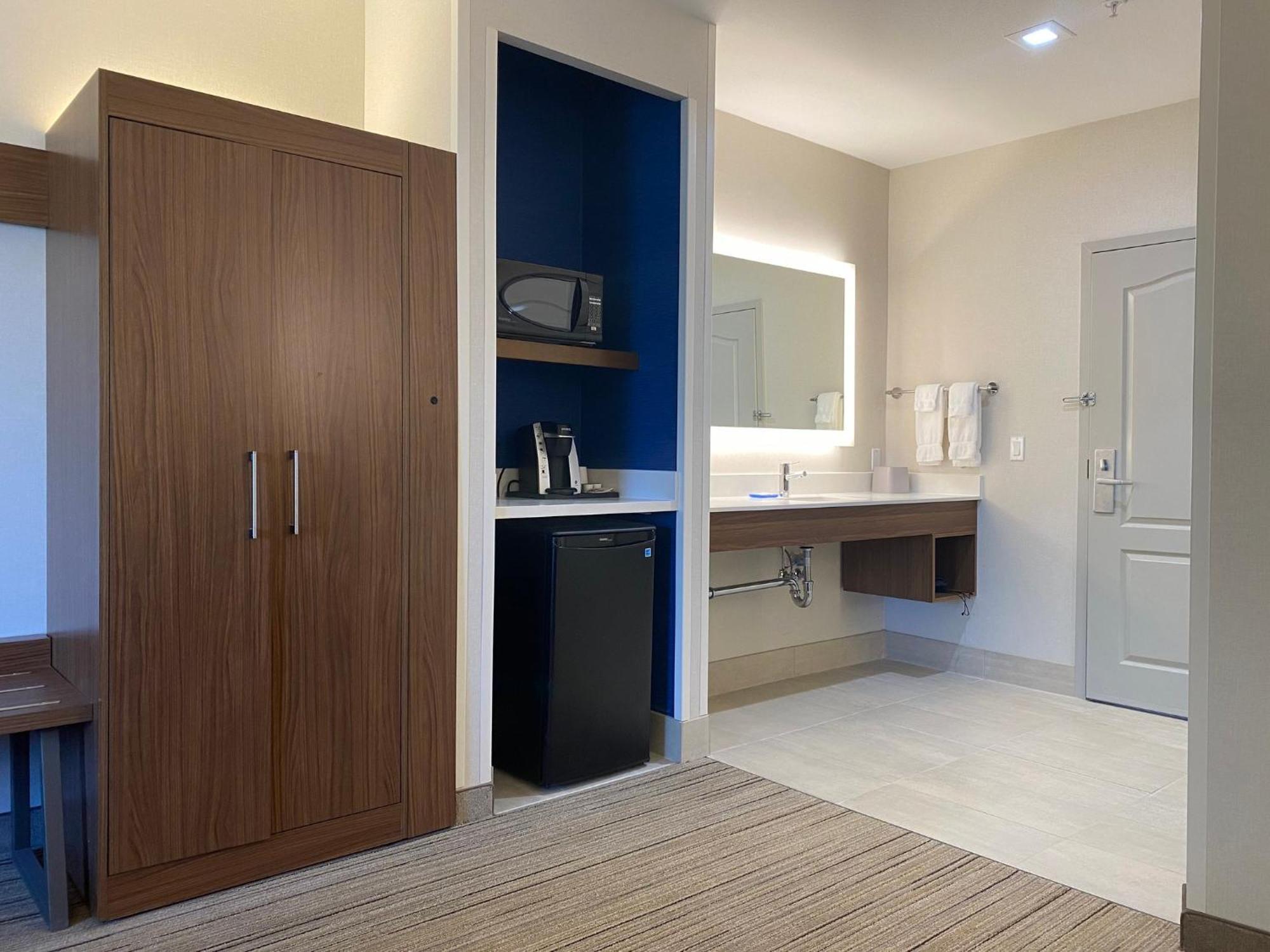 Express & Silicon Valley By Ihg Mountain View