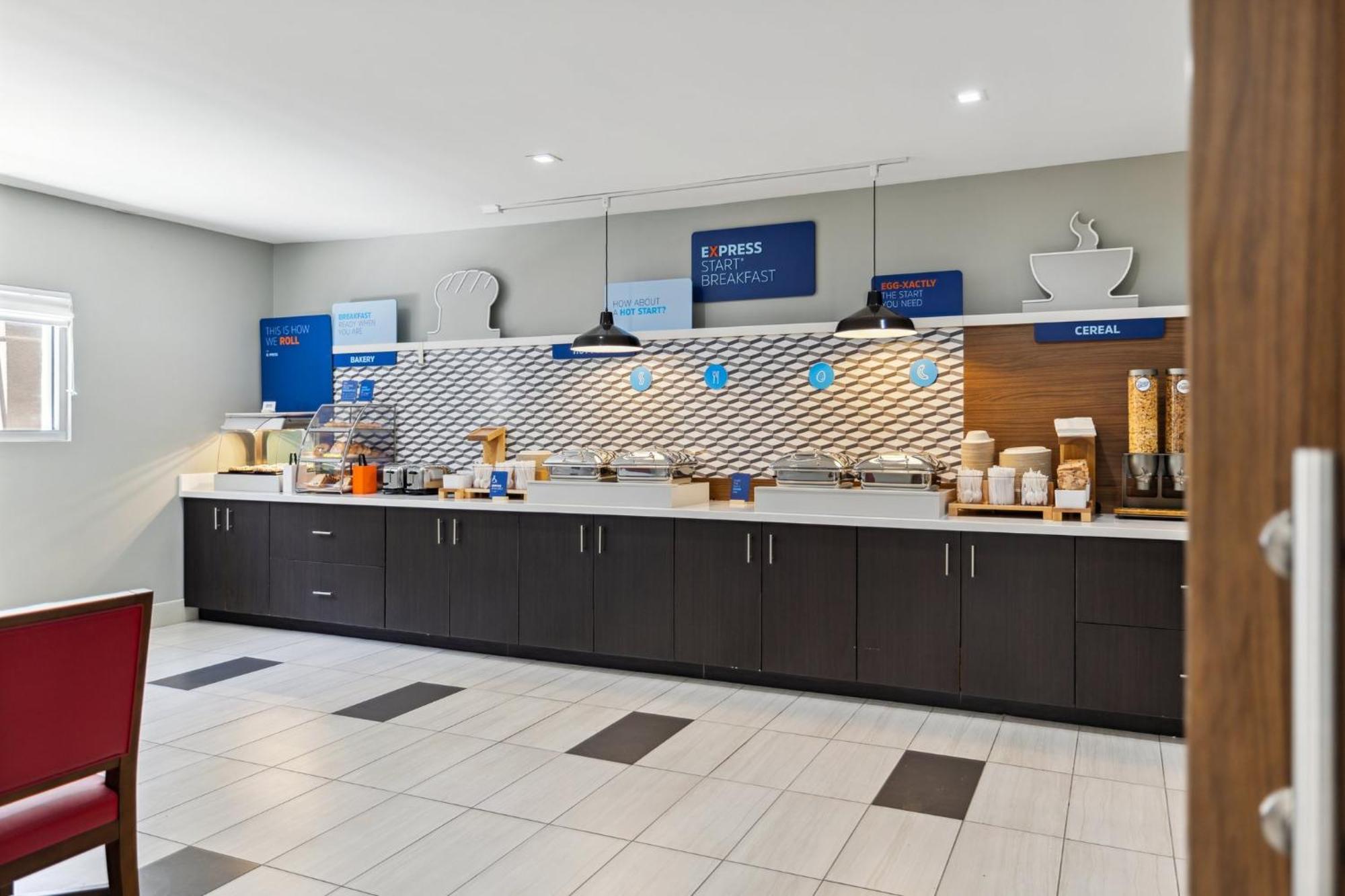 Express & Silicon Valley By Ihg Hotel Mountain View