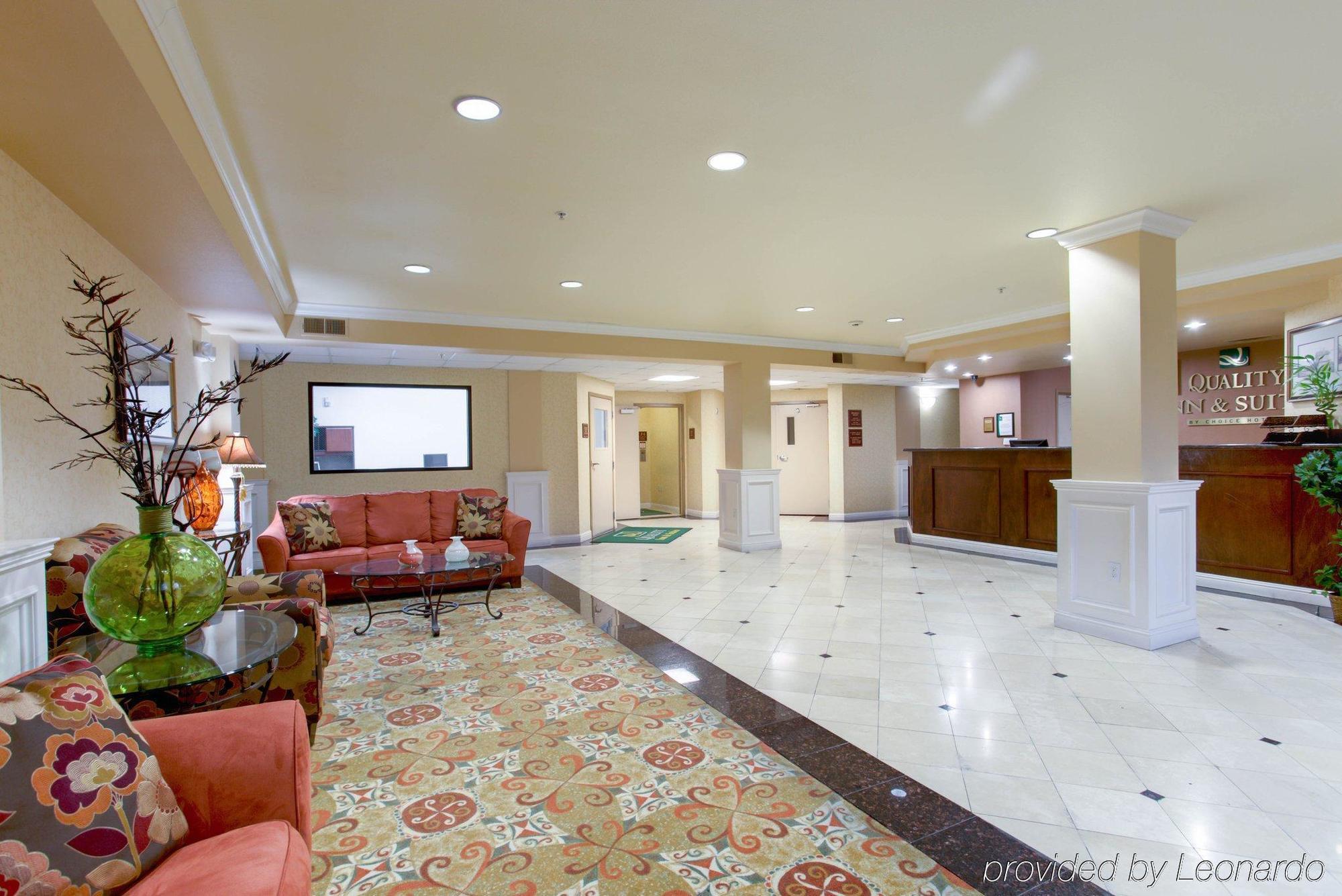 Express & Silicon Valley By Ihg Hotel 3*